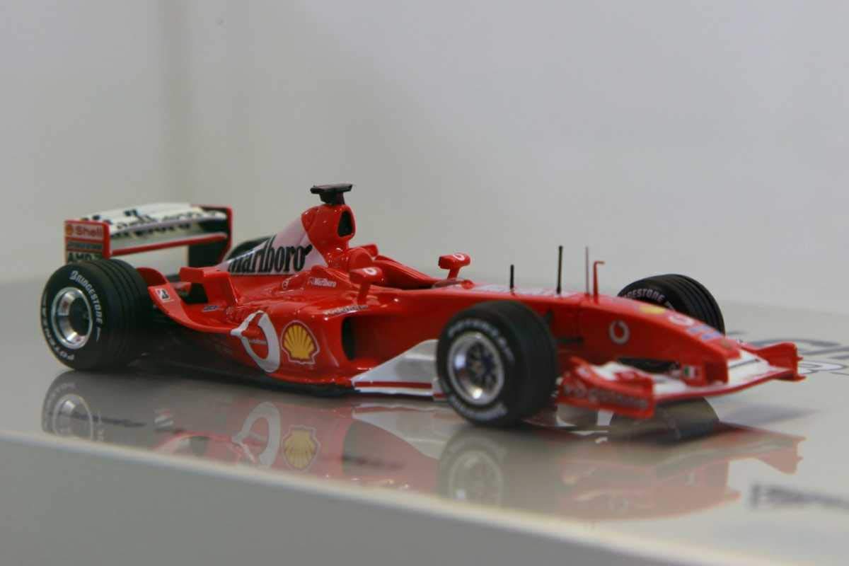 メイクアップ × BBR 1/43 フェラーリ F2003 鈴鹿サーキット メイクアップ × BBR 1/43 フェラーリ F2003 鈴鹿サーキット